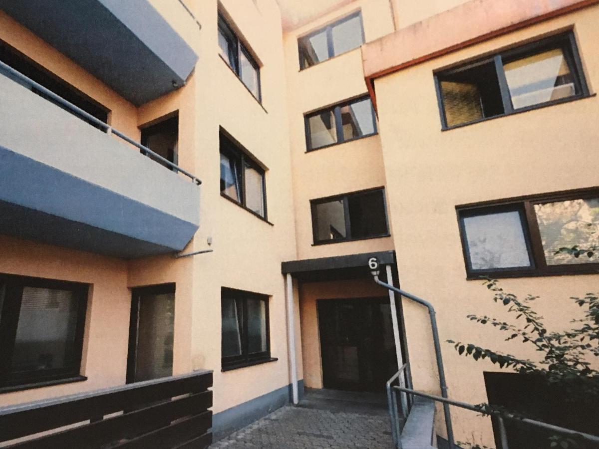 Zwei Zimmer Appartment Mit Balkon Und Stellplatz Voll Moebliert Трир Екстериор снимка