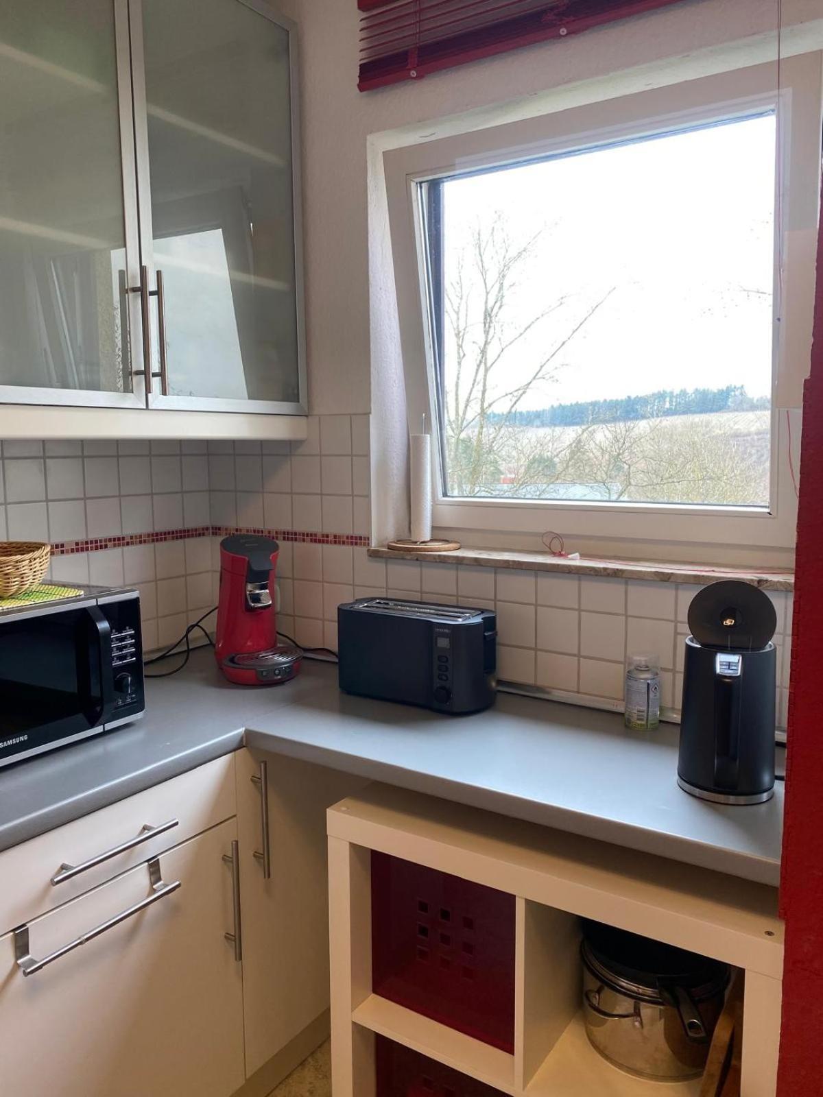 Zwei Zimmer Appartment Mit Balkon Und Stellplatz Voll Moebliert Трир Екстериор снимка
